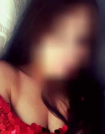 Andrea, 30