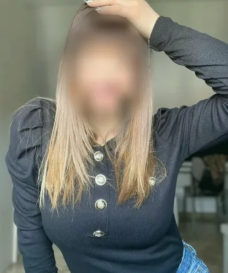 Esther, 37