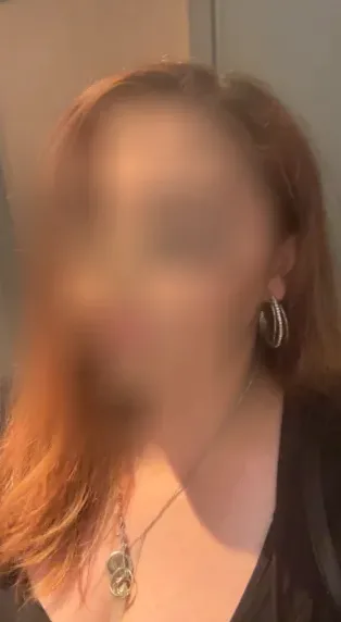 Sofia, 24