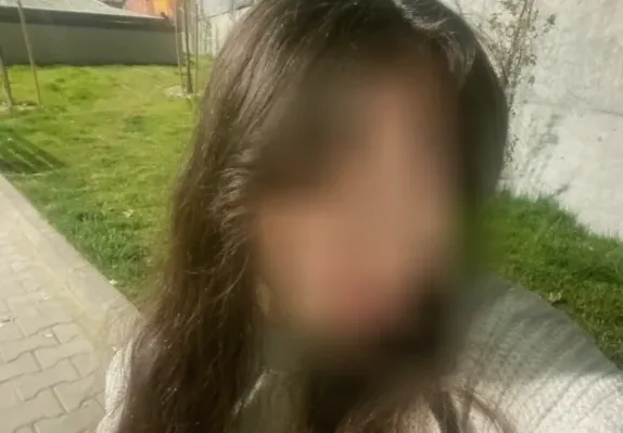 Vilma, 22
